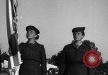 Standbild Frauen marines Frankreich, 1954, aus Sekunde 8 historischem Filmmaterial Videoclip 65675056015