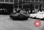 Image arme antichar automoteur Detroit Michigan USA, 1960, de la seconde 7 séquences d'archives historiques vidéo 65675056021