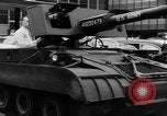 Image arme antichar automoteur Detroit Michigan USA, 1960, de la seconde 11 séquences d'archives historiques vidéo 65675056021