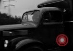Standbild Gefangene abgeschoben Deutschland, 1947, aus Sekunde 34 historischem Filmmaterial Videoclip 65675056022
