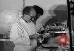 Standbild Atome für den Frieden Rehovot Israel, 1955, aus Sekunde 51 historischem Filmmaterial Videoclip 65675056029