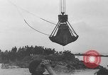 Standbild Baggerarbeiten Oostelijk Flevoland Niederlande, 1957, aus Sekunde 11 historischem Filmmaterial Videoclip 65675056031