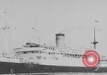 Standbild Seeleute Schiffen Ägypten, 1951, aus Sekunde 55 historischem Filmmaterial Videoclip 65675056032