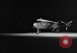 Standbild Königin Elizabeth die Königinmutter Bewertungen Black Watch Regiment Ottawa Ontario Kanada, 1954, aus Sekunde 7 historischem Filmmaterial Videoclip 65675056033