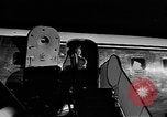 Standbild Königin Elizabeth die Königinmutter Bewertungen Black Watch Regiment Ottawa Ontario Kanada, 1954, aus Sekunde 10 historischem Filmmaterial Videoclip 65675056033