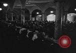 Standbild Königin Elizabeth die Königinmutter Bewertungen Black Watch Regiment Ottawa Ontario Kanada, 1954, aus Sekunde 19 historischem Filmmaterial Videoclip 65675056033