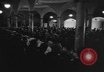 Standbild Königin Elizabeth die Königinmutter Bewertungen Black Watch Regiment Ottawa Ontario Kanada, 1954, aus Sekunde 20 historischem Filmmaterial Videoclip 65675056033