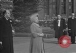 Standbild britische Königin Mutter Ottawa Ontario Kanada, 1954, aus Sekunde 21 historischem Filmmaterial Videoclip 65675056034