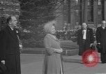 Standbild britische Königin Mutter Ottawa Ontario Kanada, 1954, aus Sekunde 24 historischem Filmmaterial Videoclip 65675056034