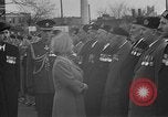 Standbild britische Königin Mutter Ottawa Ontario Kanada, 1954, aus Sekunde 32 historischem Filmmaterial Videoclip 65675056034