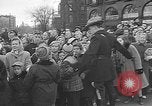 Standbild britische Königin Mutter Ottawa Ontario Kanada, 1954, aus Sekunde 43 historischem Filmmaterial Videoclip 65675056034