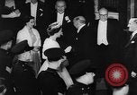 Standbild Royal Command Performance London England Vereinigtes Königreich, 1954, aus Sekunde 22 historischem Filmmaterial Videoclip 65675056037