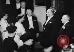 Standbild Royal Command Performance London England Vereinigtes Königreich, 1954, aus Sekunde 25 historischem Filmmaterial Videoclip 65675056037