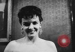 Standbild Royal Command Performance London England Vereinigtes Königreich, 1954, aus Sekunde 43 historischem Filmmaterial Videoclip 65675056037