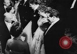 Standbild Royal Command Performance London England Vereinigtes Königreich, 1954, aus Sekunde 47 historischem Filmmaterial Videoclip 65675056037