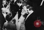 Standbild Royal Command Performance London England Vereinigtes Königreich, 1954, aus Sekunde 49 historischem Filmmaterial Videoclip 65675056037