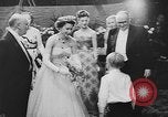 Standbild Royal Command Performance London England Vereinigtes Königreich, 1954, aus Sekunde 53 historischem Filmmaterial Videoclip 65675056037