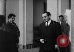 Standbild Pierre Mendes France Tunesien Nordafrika, 1954, aus Sekunde 18 historischem Filmmaterial Videoclip 65675056054