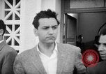 Standbild FLN Gefangenen Algerien, 1956, aus Sekunde 27 historischem Filmmaterial Videoclip 65675056055
