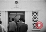 Standbild FLN Gefangenen Algerien, 1956, aus Sekunde 62 historischem Filmmaterial Videoclip 65675056055