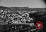 Immagine di Vista di una città Algeria, 1955, secondo 7 filmato di repertorio 65675056059