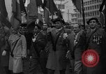 Immagine di Coloniale Francese veterani militari parade Alger Algeria, 1956, secondo 31 filmato di repertorio 65675056063