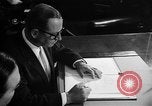 Immagine di Douglas MacArthur II Washington DC USA, 1956, secondo 26 filmato di repertorio 65675056074