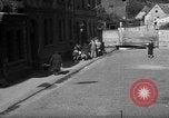 Immagine di Razioni alimentari in Germania dopo la seconda guerra mondiale Wiesbaden Germania, 1946, secondo 4 filmato di repertorio 65675056075