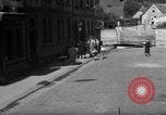 Immagine di Razioni alimentari in Germania dopo la seconda guerra mondiale Wiesbaden Germania, 1946, secondo 9 filmato di repertorio 65675056075