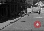 Immagine di Razioni alimentari in Germania dopo la seconda guerra mondiale Wiesbaden Germania, 1946, secondo 12 filmato di repertorio 65675056075