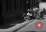Immagine di Razioni alimentari in Germania dopo la seconda guerra mondiale Wiesbaden Germania, 1946, secondo 16 filmato di repertorio 65675056075