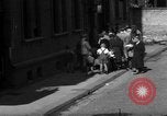 Immagine di Razioni alimentari in Germania dopo la seconda guerra mondiale Wiesbaden Germania, 1946, secondo 19 filmato di repertorio 65675056075