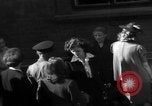 Immagine di Razioni alimentari in Germania dopo la seconda guerra mondiale Wiesbaden Germania, 1946, secondo 23 filmato di repertorio 65675056075