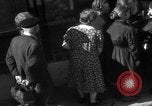 Immagine di Razioni alimentari in Germania dopo la seconda guerra mondiale Wiesbaden Germania, 1946, secondo 62 filmato di repertorio 65675056075