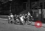 Immagine di Bambini Germania, 1946, secondo 8 filmato di repertorio 65675056078