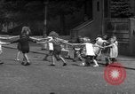 Immagine di Bambini Germania, 1946, secondo 17 filmato di repertorio 65675056078