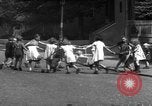 Immagine di Bambini Germania, 1946, secondo 20 filmato di repertorio 65675056078