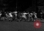 Immagine di Bambini Germania, 1946, secondo 29 filmato di repertorio 65675056078