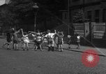 Immagine di Bambini Germania, 1946, secondo 51 filmato di repertorio 65675056078
