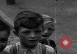 Standbild Black Market Operator Deutschland, 1946, aus Sekunde 7 historischem Filmmaterial Videoclip 65675056081