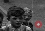 Standbild Black Market Operator Deutschland, 1946, aus Sekunde 8 historischem Filmmaterial Videoclip 65675056081