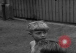 Standbild Black Market Operator Deutschland, 1946, aus Sekunde 12 historischem Filmmaterial Videoclip 65675056081