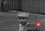 Standbild Black Market Operator Deutschland, 1946, aus Sekunde 17 historischem Filmmaterial Videoclip 65675056081