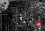 Standbild Black Market Operator Deutschland, 1946, aus Sekunde 59 historischem Filmmaterial Videoclip 65675056081