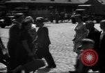 Immagine di Strade trafficate Heidelberg Germania, 1946, secondo 35 filmato di repertorio 65675056083