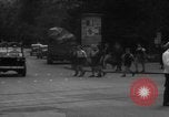 Immagine di Strade trafficate Heidelberg Germania, 1946, secondo 45 filmato di repertorio 65675056083
