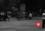 Immagine di Strade trafficate Heidelberg Germania, 1946, secondo 50 filmato di repertorio 65675056083