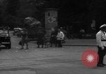 Immagine di Strade trafficate Heidelberg Germania, 1946, secondo 51 filmato di repertorio 65675056083