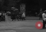 Immagine di Strade trafficate Heidelberg Germania, 1946, secondo 52 filmato di repertorio 65675056083