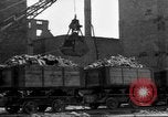 Standbild Bombenschäden und Wiederaufbau in München nach dem Krieg München Deutschland, 1946, aus Sekunde 23 historischem Filmmaterial Videoclip 65675056085